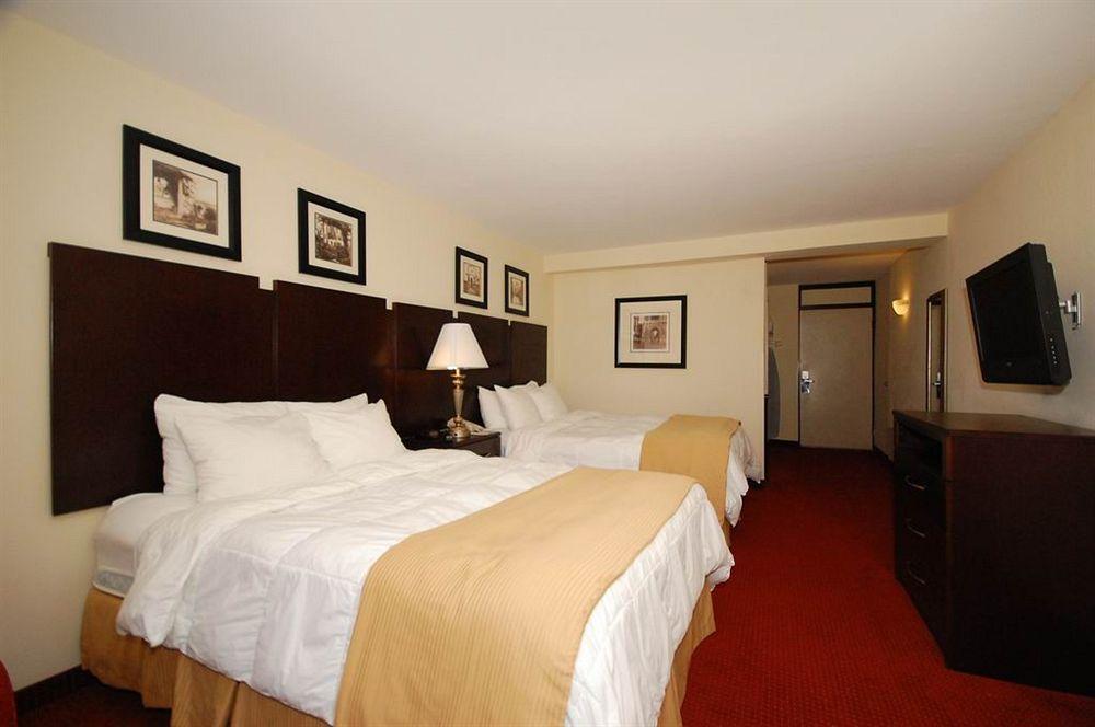 Magnuson Hotel Nashville North Гудлетсвилл Экстерьер фото